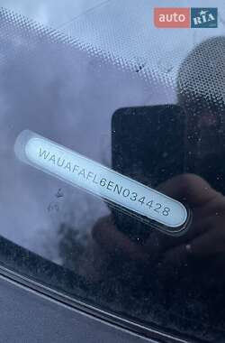 Седан Audi A4 2014 в Луцке