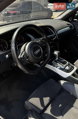 Седан Audi A4 2013 в Днепре