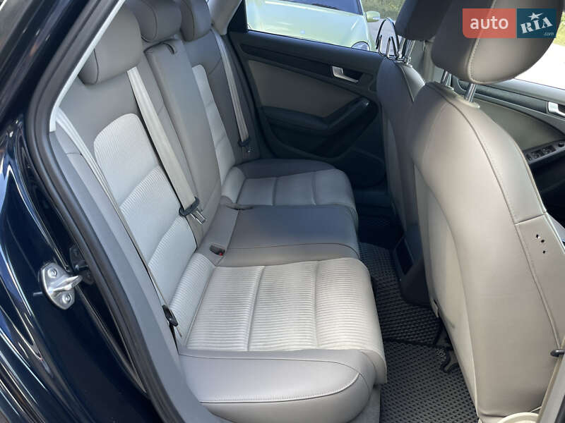 Седан Audi A4 2009 в Бердичеве
