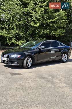 Седан Audi A4 2013 в 
