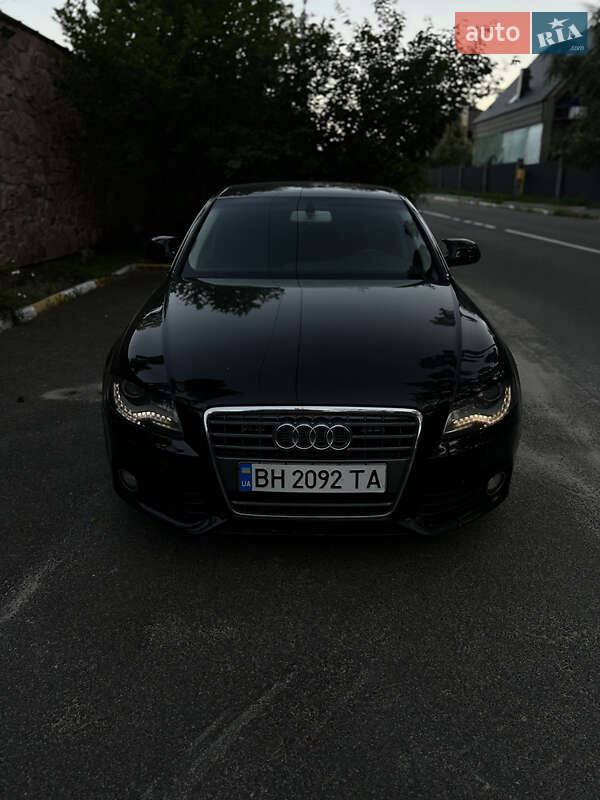 Седан Audi A4 2009 в Буче