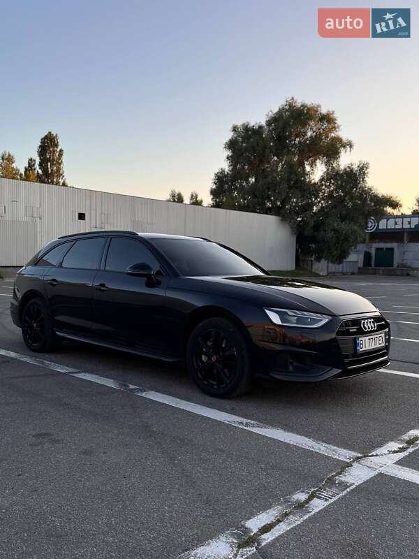 Универсал Audi A4 2020 в 
