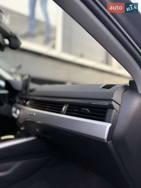 Седан Audi A4 2018 в Киеве фото 30 Седан Audi A4 2018 в Киеве