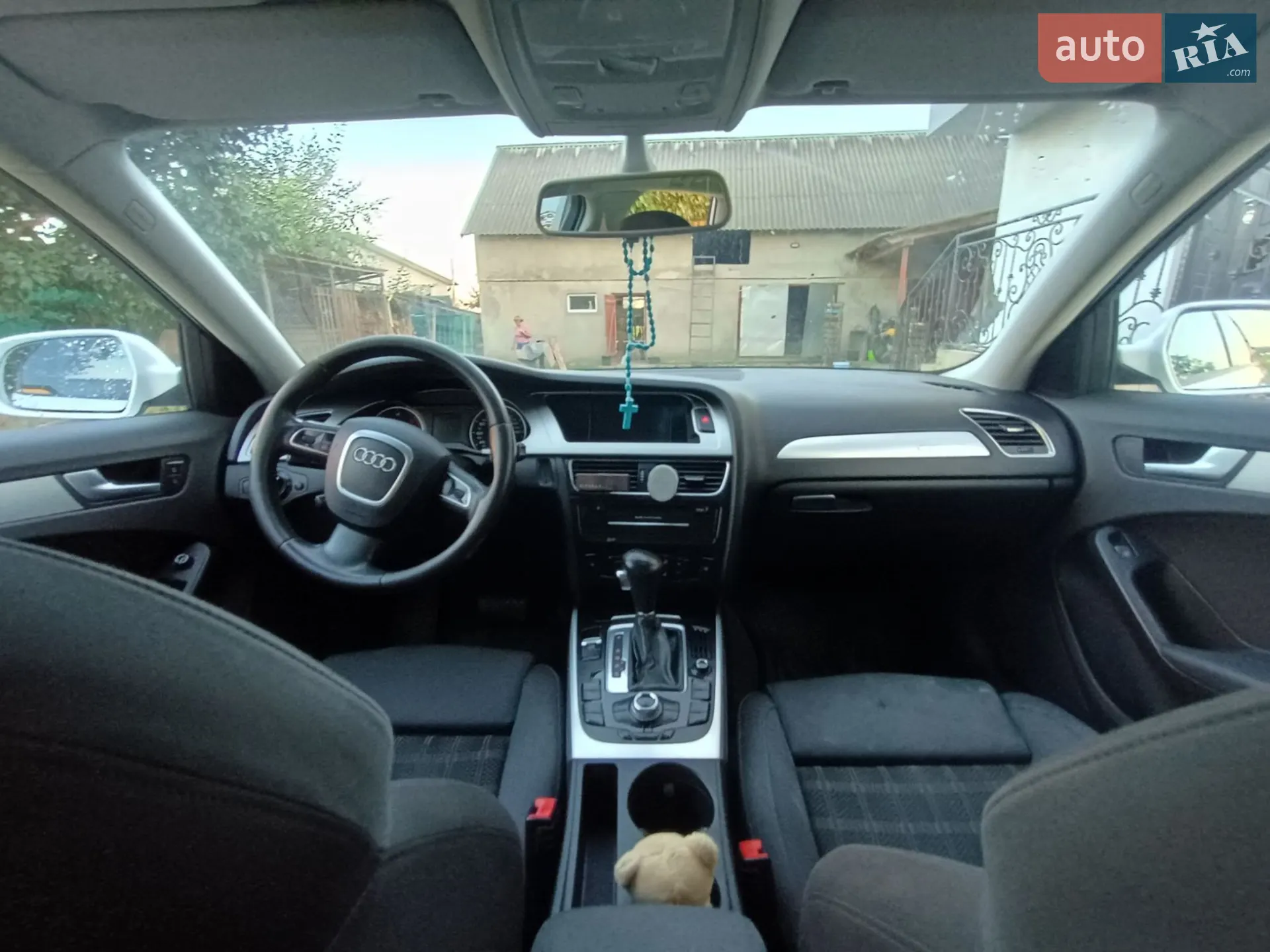 2010 Audi A4 - мініатюра 4