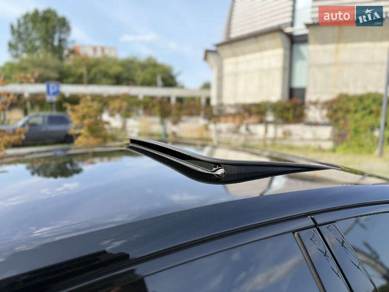 Седан Audi A4 2018 в Львове