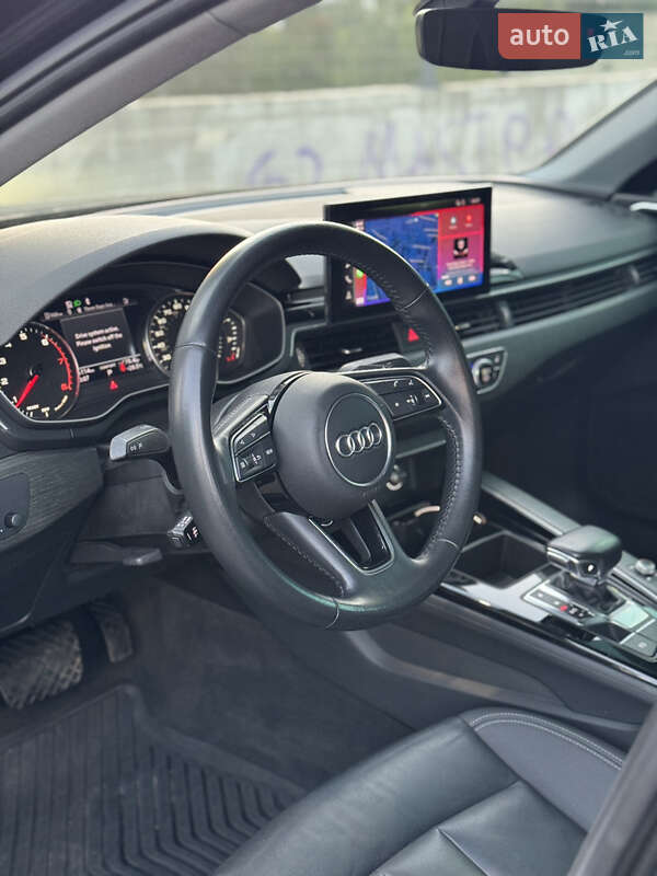 Седан Audi A4 2020 в Киеве