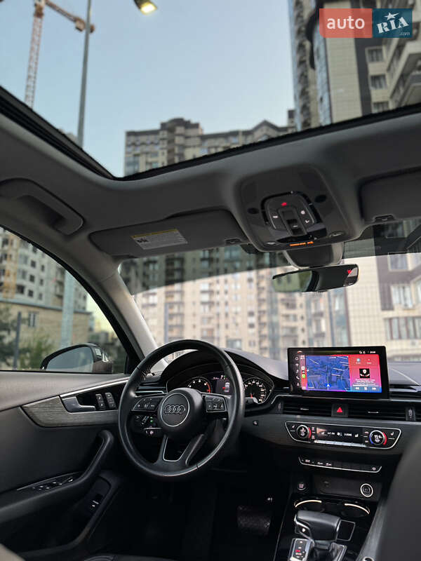 Седан Audi A4 2020 в Киеве