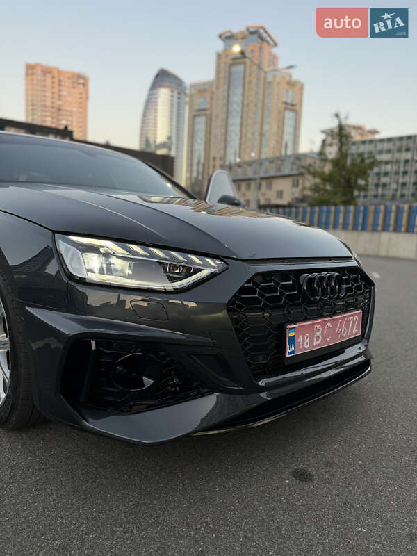 Седан Audi A4 2020 в Киеве