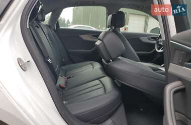 Седан Audi A4 2015 в 
