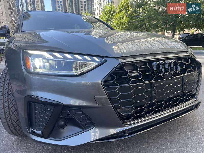 Седан Audi A4 2022 в Киеве