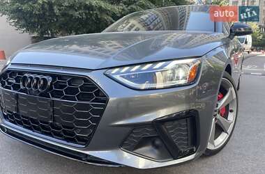 Седан Audi A4 2022 в Киеве