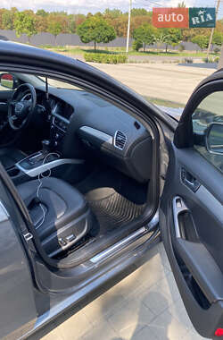 Седан Audi A4 2013 в 