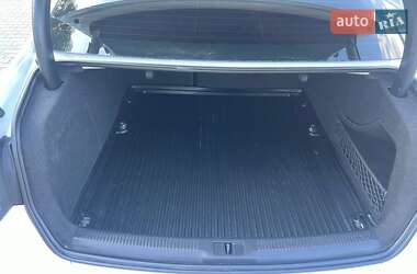 Седан Audi A4 2013 в 