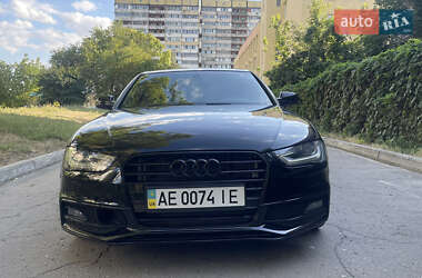 Седан Audi A4 2013 в 