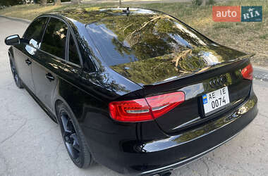 Седан Audi A4 2013 в 