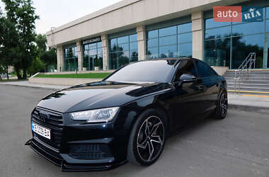 Седан Audi A4 2017 в Днепре