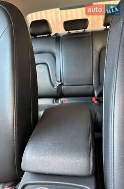 Седан Audi A4 2015 в 