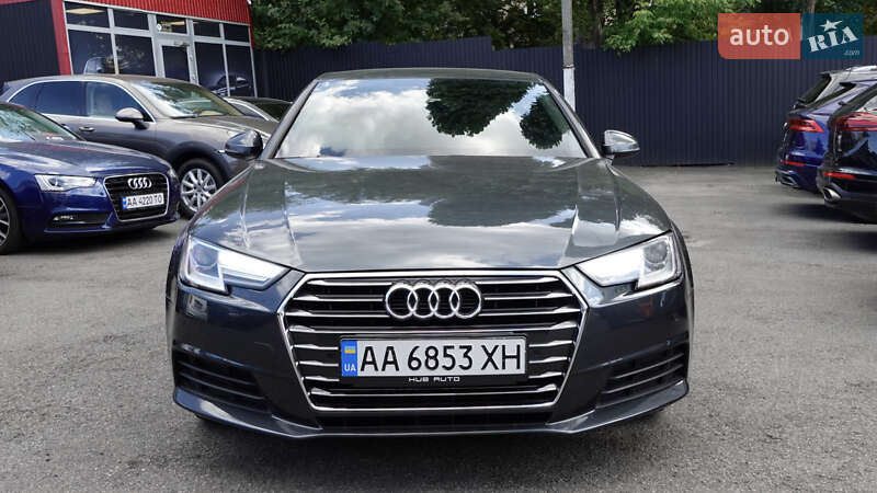 Седан Audi A4 2017 в Киеве