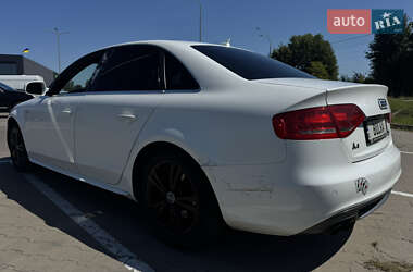 Седан Audi A4 2011 в 