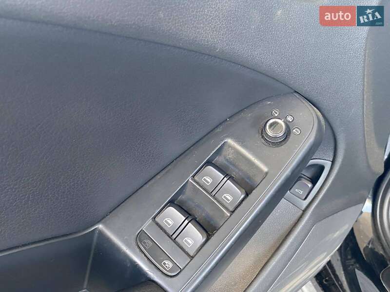 Седан Audi A4 2011 в Николаеве