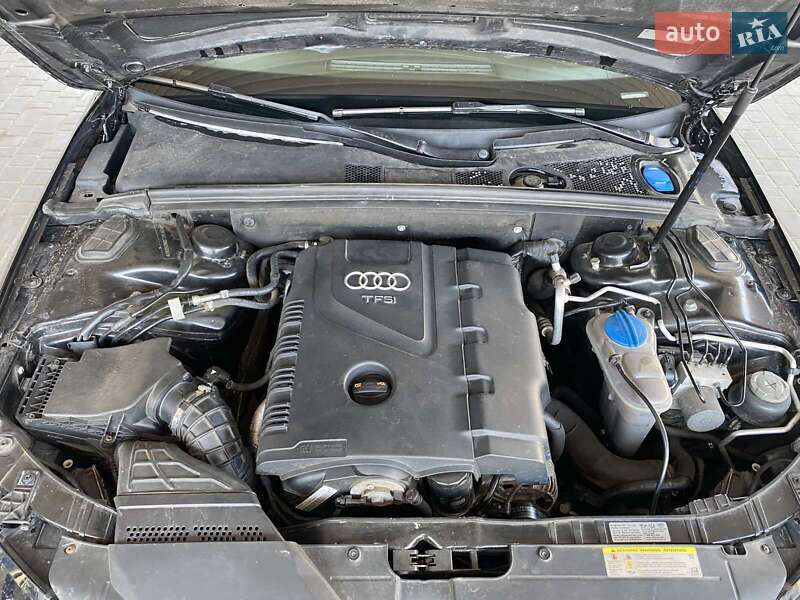 Седан Audi A4 2011 в Николаеве