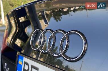 Седан Audi A4 2011 в 