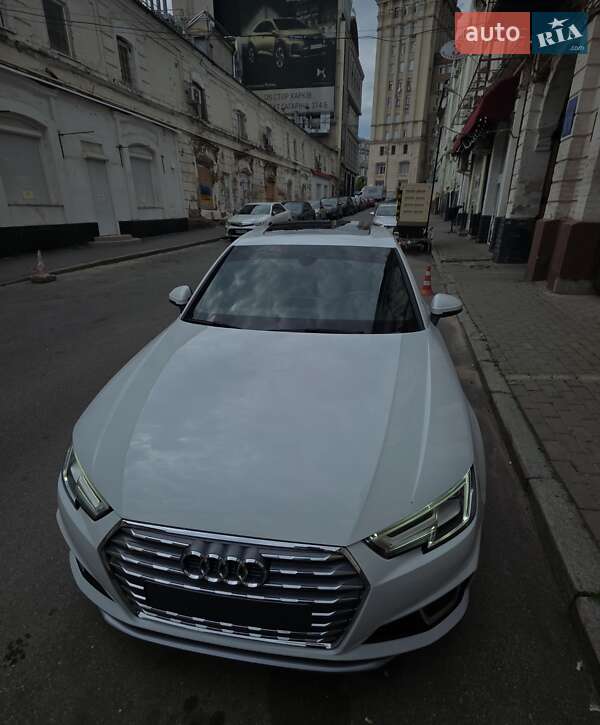 Седан Audi A4 2019 в Харкові