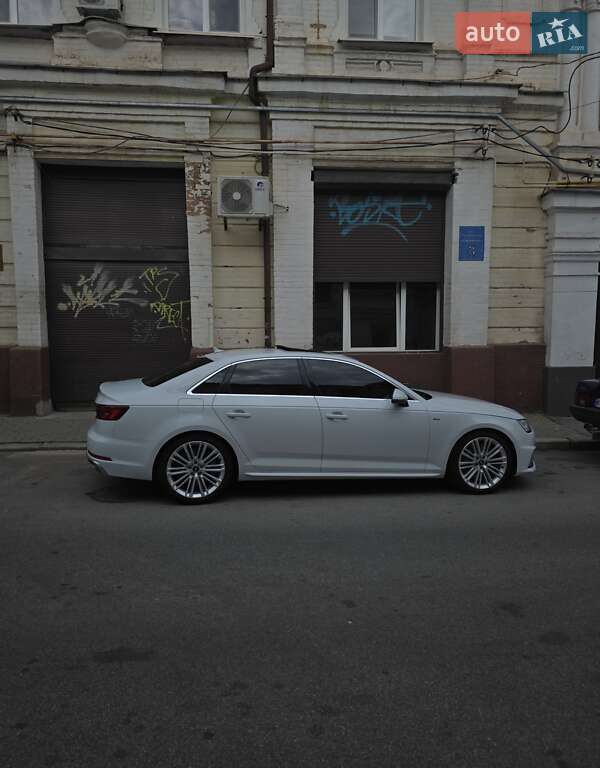 Седан Audi A4 2019 в Харкові