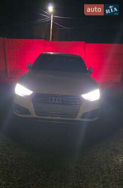 Седан Audi A4 2019 в 