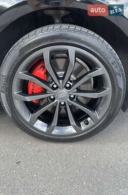 Седан Audi A4 2019 в Дніпрі