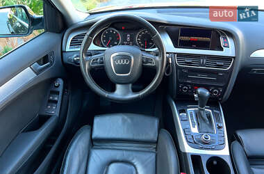 Седан Audi A4 2010 в 