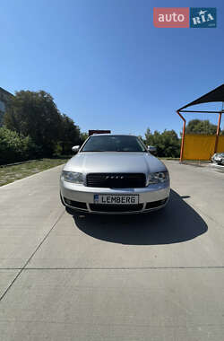 Универсал Audi A4 2003 в 