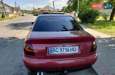 Седан Audi A4 1996 в 