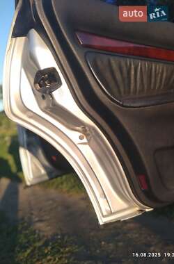 Седан Audi A4 2000 в 