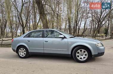 Седан Audi A4 2001 в 