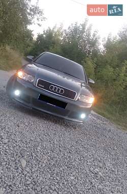 Седан Audi A4 2001 в 
