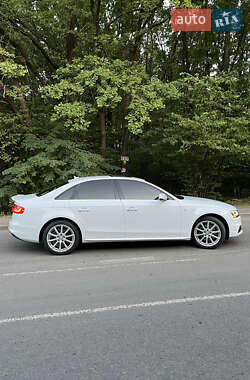Седан Audi A4 2014 в 