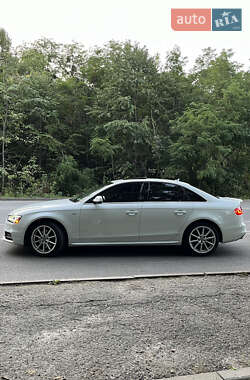 Седан Audi A4 2014 в 