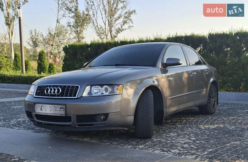 Седан Audi A4 2002 в Днепре