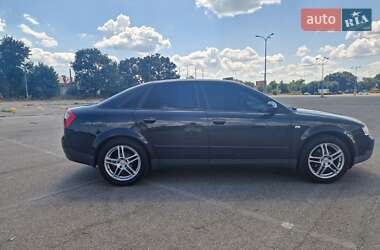 Седан Audi A4 2001 в 