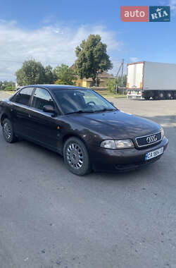 Седан Audi A4 1997 в 