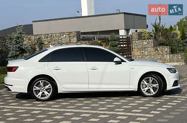 Седан Audi A4 2018 в 
