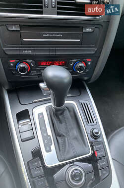 Седан Audi A4 2010 в 