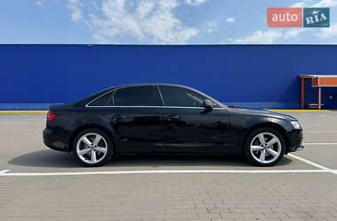Седан Audi A4 2012 в 
