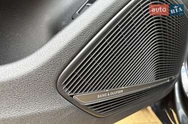 Седан Audi A4 2016 в 