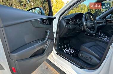 Седан Audi A4 2021 в 