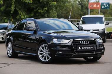 Седан Audi A4 2015 в Киеве
