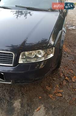 Седан Audi A4 2001 в 