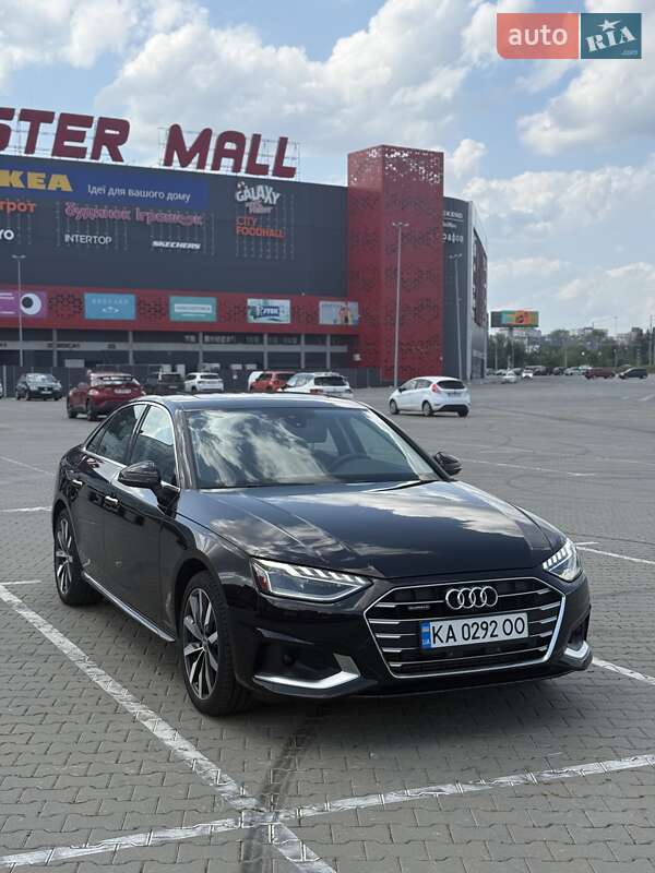 Седан Audi A4 2020 в Киеве
