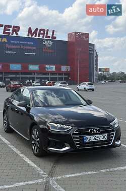 Седан Audi A4 2020 в 